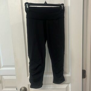 Lululemon cropped leggings Size 4